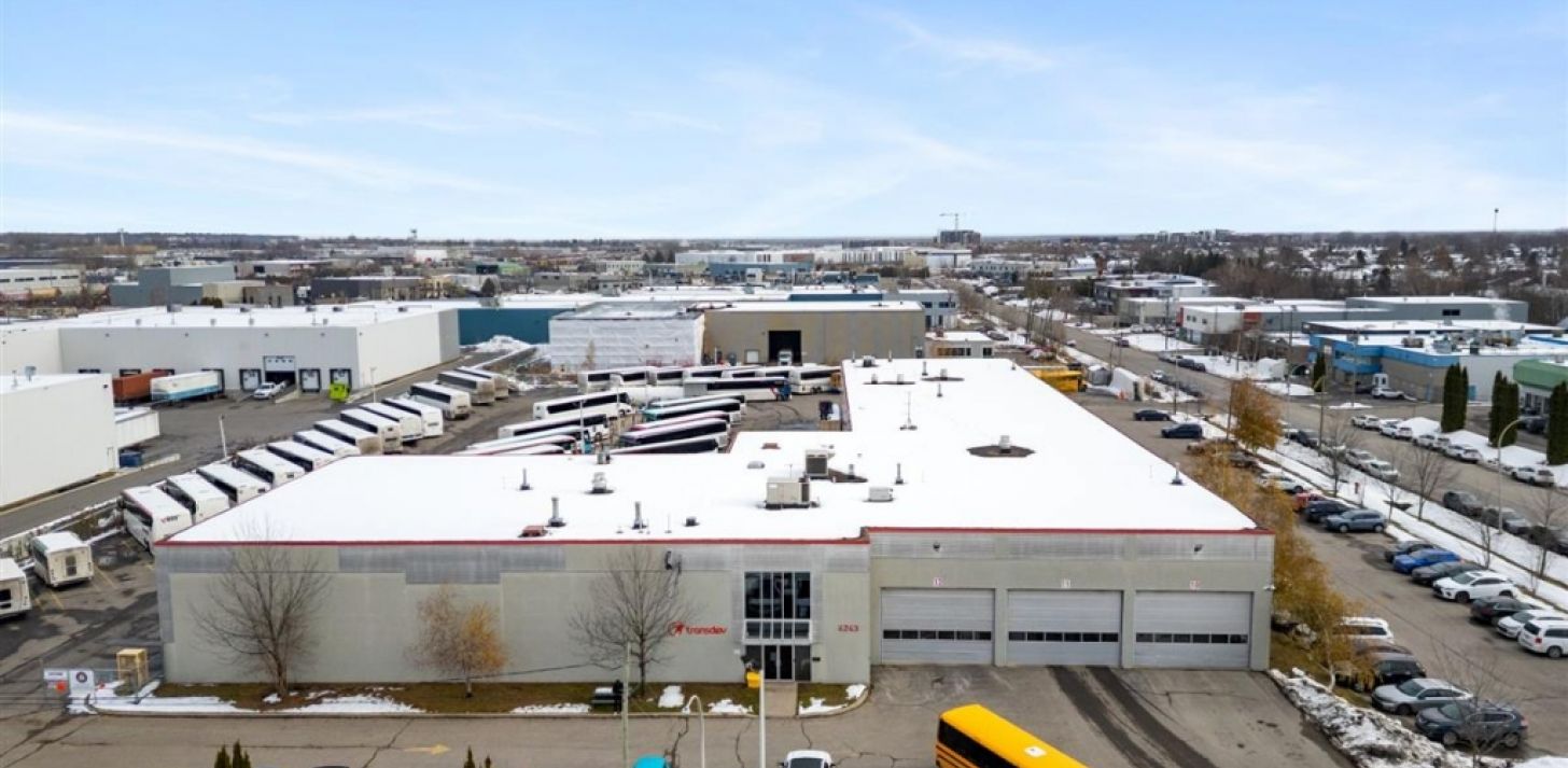 Espace industriel &agrave; louer - 4243 Rue Marcel-Lacasse - &Agrave; louer