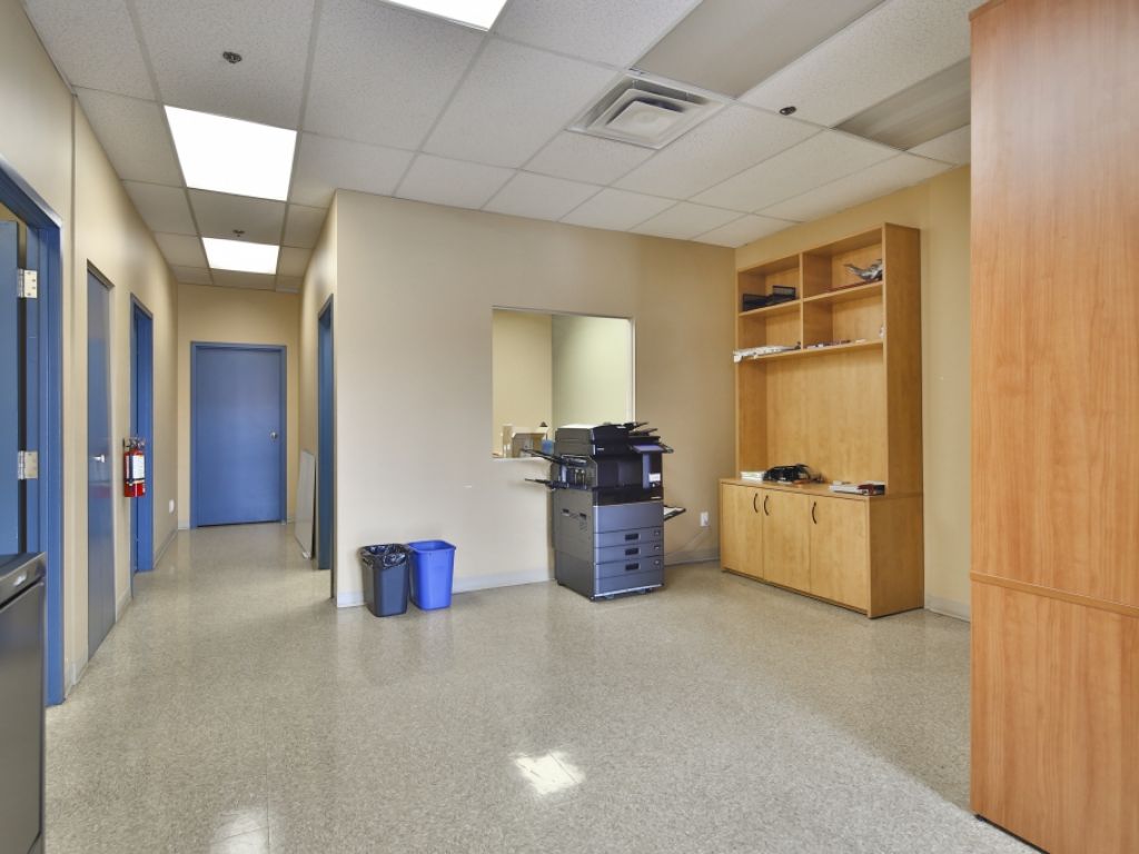 UNIT� INDUSTRIELLE � LOUER