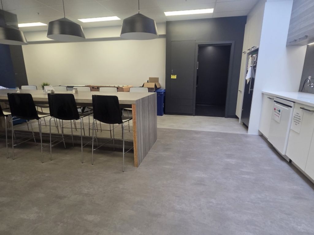 ESPACE DE BUREAUX AM�NAG�S QU�BEC