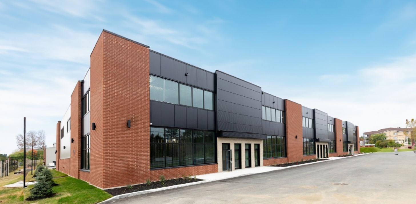 Local commercial &agrave; louer Saint-J&eacute;r&ocirc;me - &agrave; partir de 5 000 pi2 - &Agrave; louer