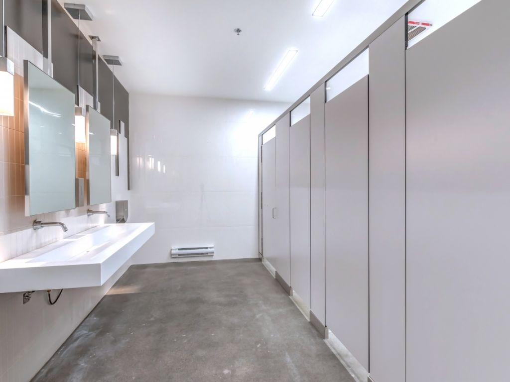 Espace de bureau neuf � louer au Mile-Ex 