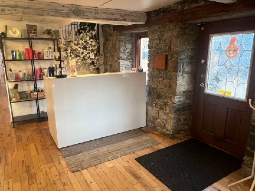 Local commercial � Laval