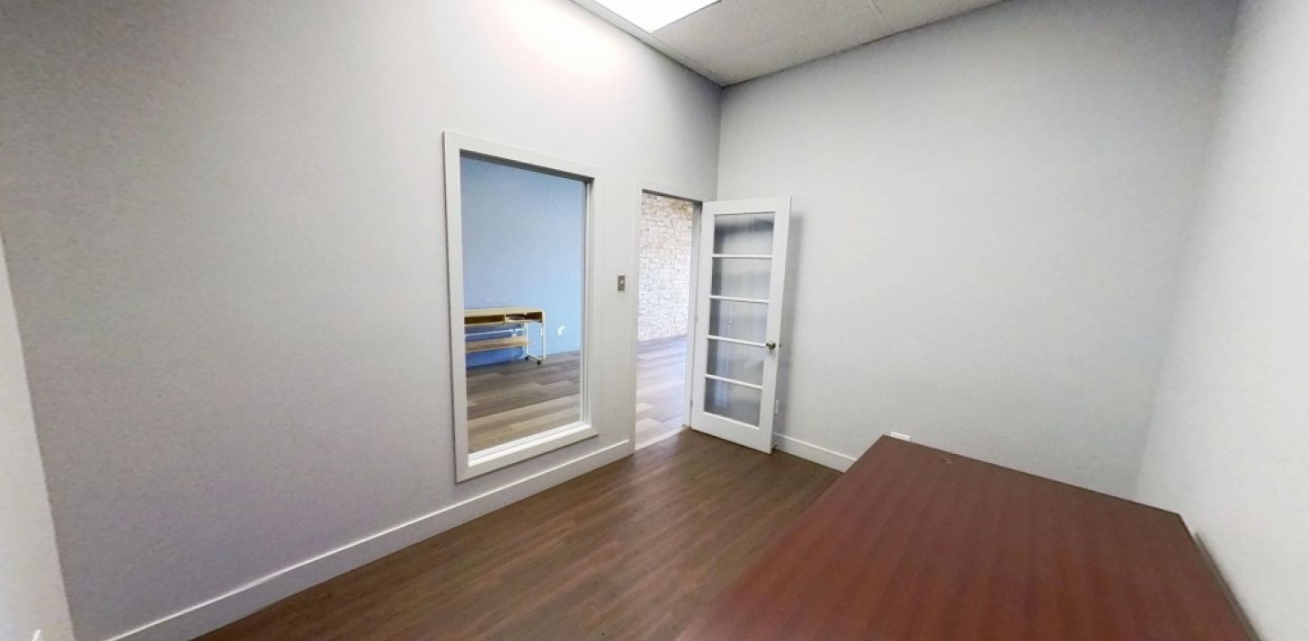Bureau &agrave; louer � Local 125 � 4600, boulevard Henri-Bourassa, Charlesbourg - Espace &agrave; louer