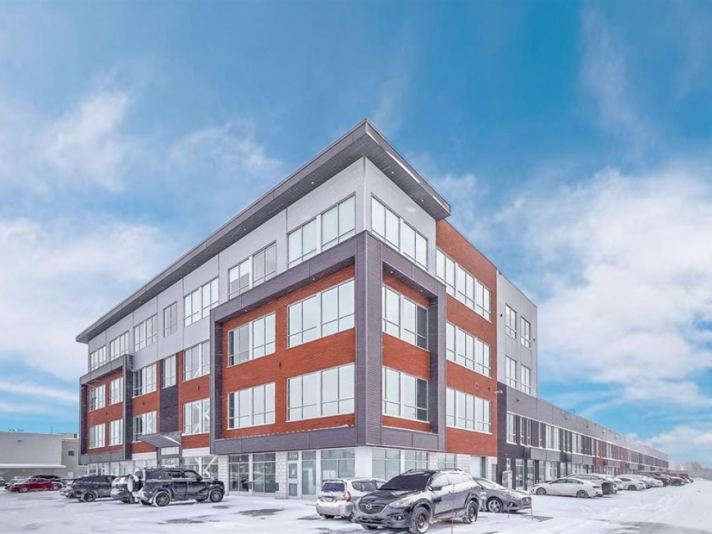Condo industriel � vendre ou � louer � 4704 Rue Louis-B.-Mayer, Laval (Chomedey)