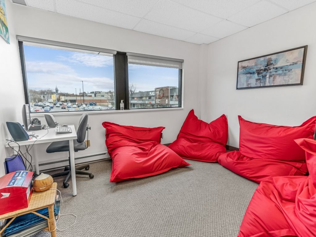 SAINTE-FOY - PLAZA LAVAL 