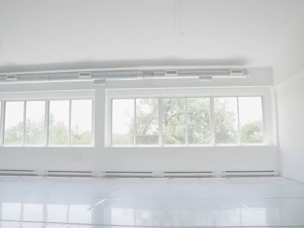 Cession de bail - Loft (studio) 5000 Iberville - 2000 pieds carr�s 