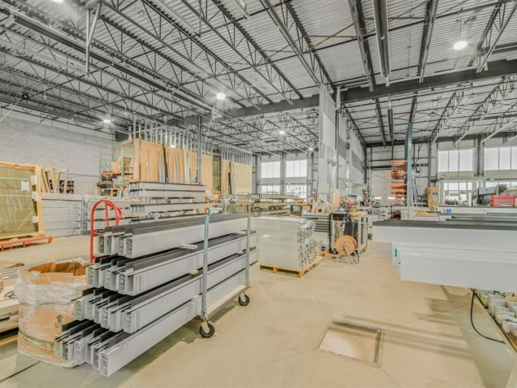Espace industriel � louer � 320Z Rue Legault, local OP10, Blainville