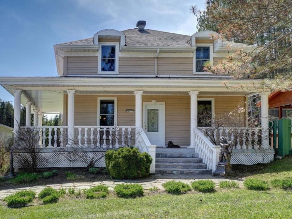 Maison, Entrep�t, Garage, Grange, Rivi�re-Rouge