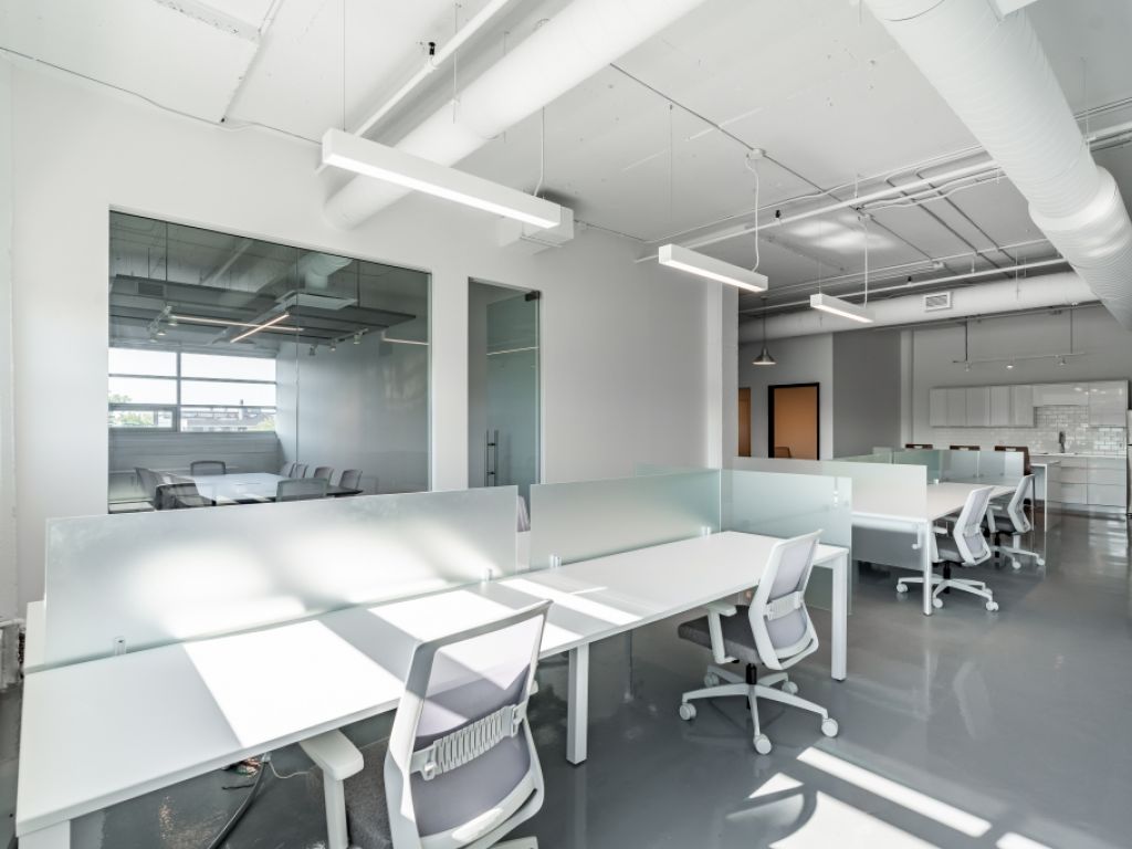BUREAUX LOFTS DANS LE HUB IA