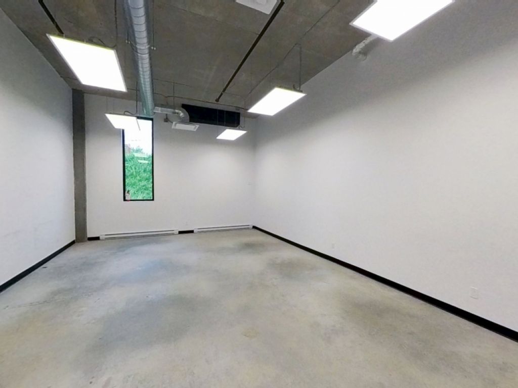 GRAND LOCAL COMMERCIAL LEBOURGNEUF