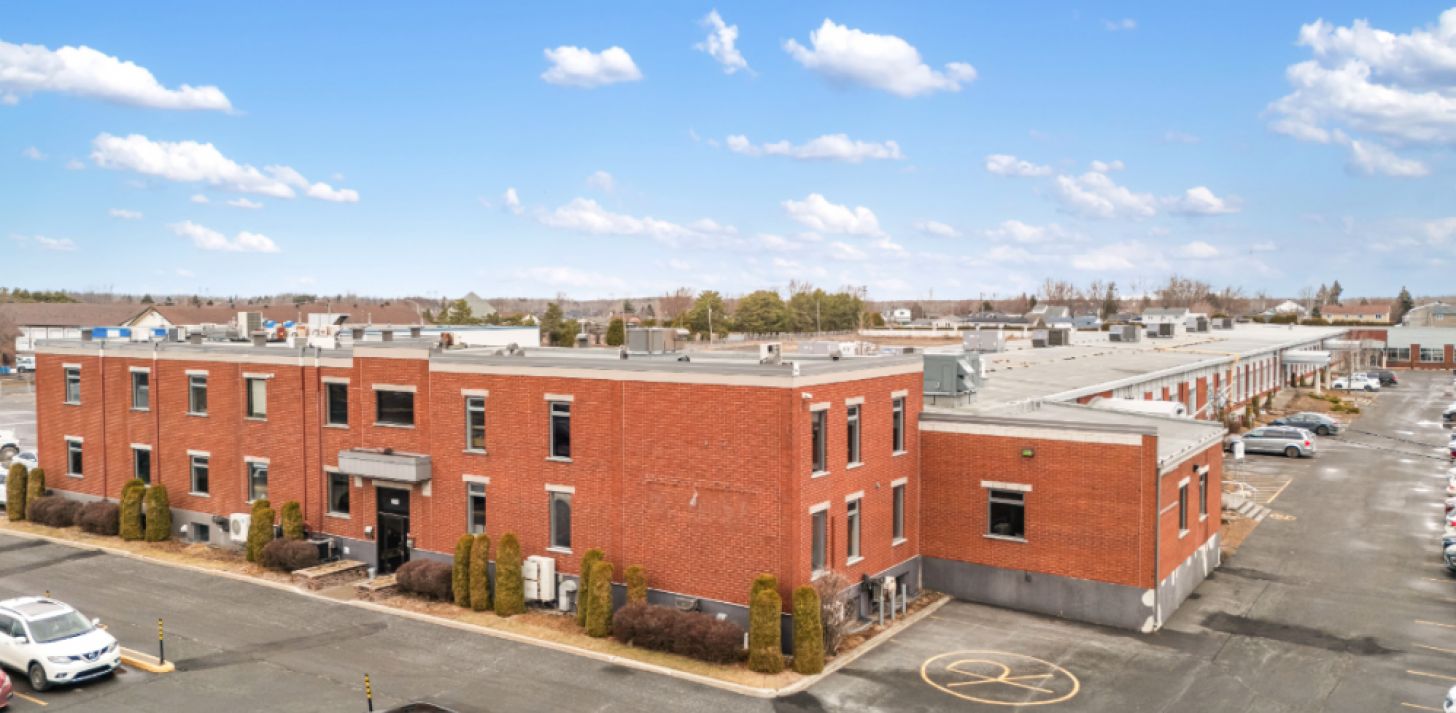 Local &agrave; louer - &Agrave; louer