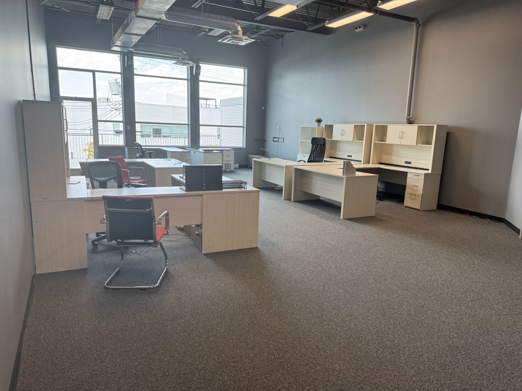 📍 Condo commercial � louer � 1er �tage � Laval, autoroute 440 Ouest