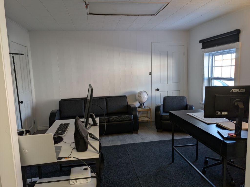 LOCAUX � LOUER ENTREPRENEURS/GESTIONNAIRES/CIE DE SERVICES