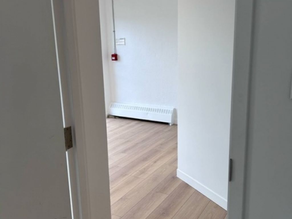 Local commercial � louer - Longueuil