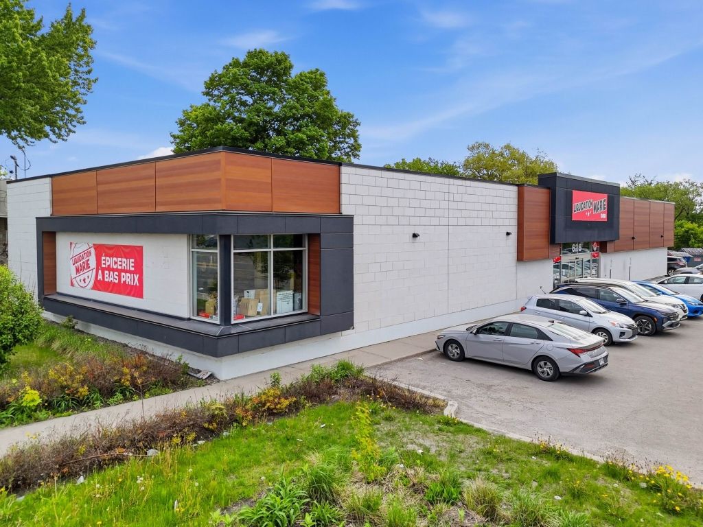 Espace commercial 6603 pc � Saint-J�r�me