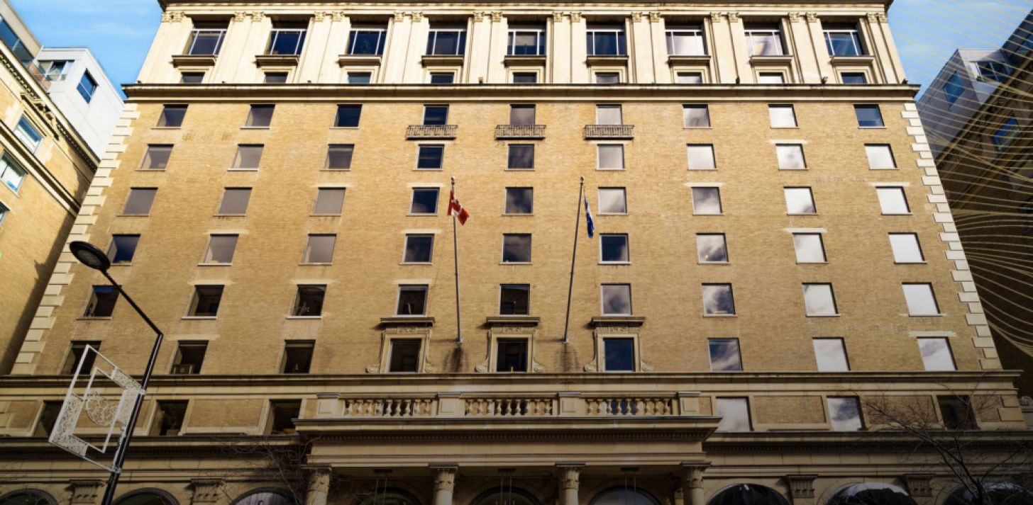 LES TOURS &Agrave; BUREAUX COURS MONT-ROYAL - &Agrave; louer