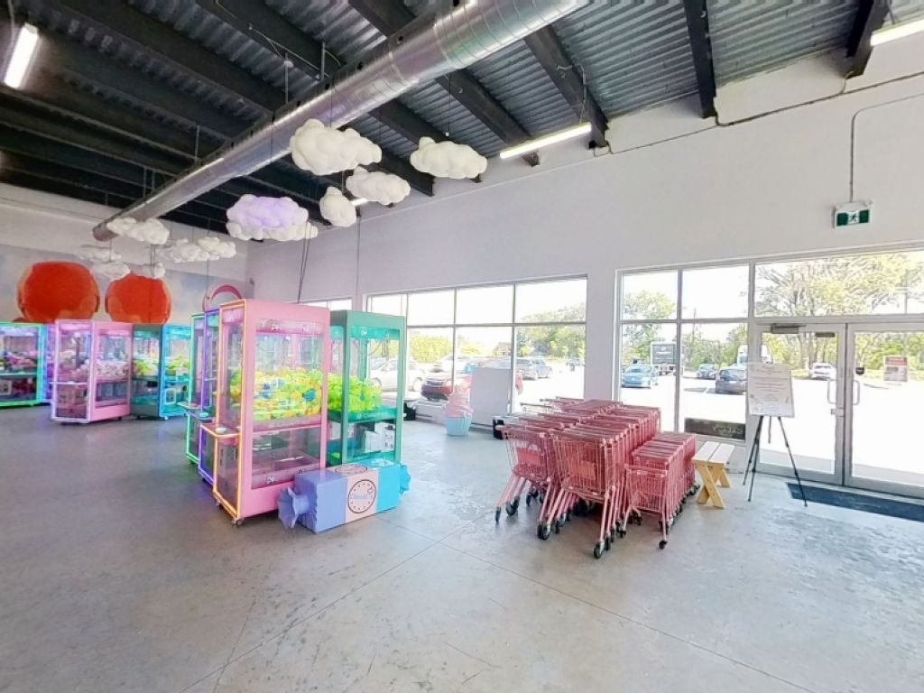 LOCAL COMMERCIAL - 2000 BOUL. WILFRID-HAMEL 