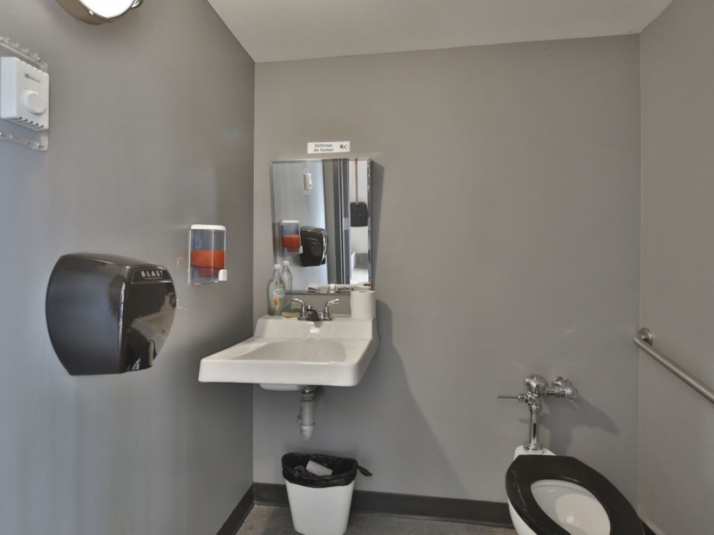 LOCAL COMMERCIAL � ROSEMONT