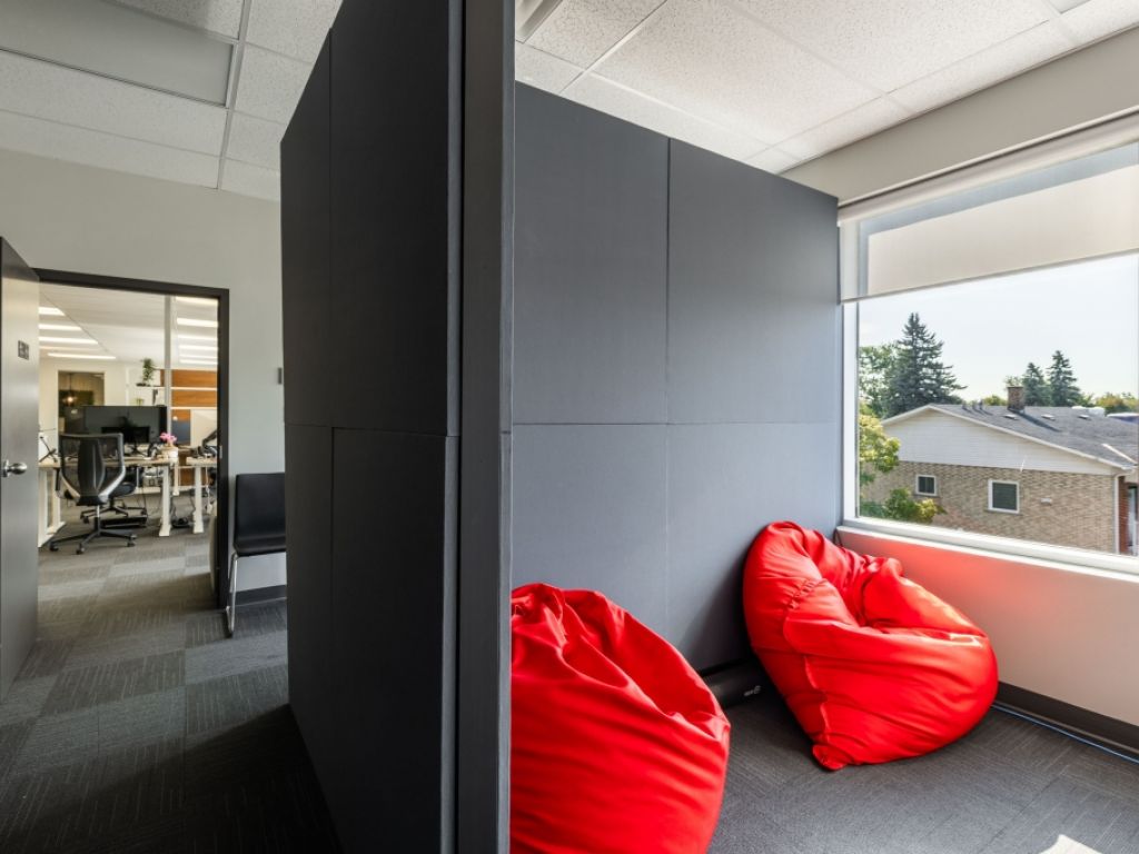 Bureau professionnel tr�s lumineux