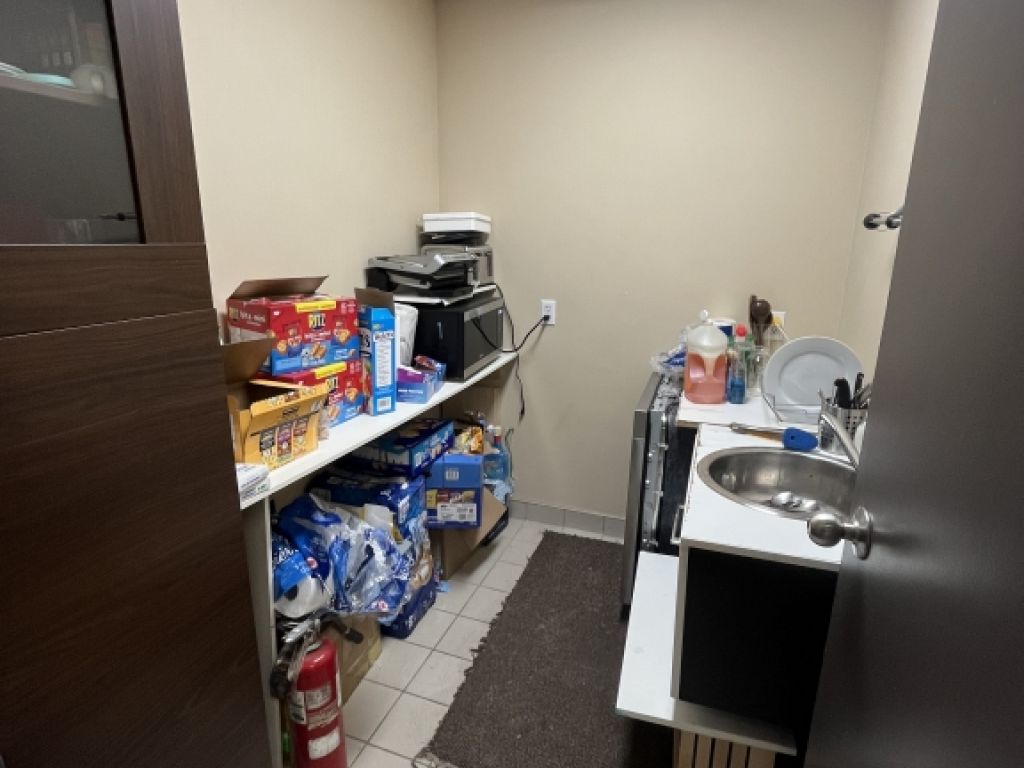 Entrep�t de 5 000 pieds carr�s � louer � Sous-location � Boucherville