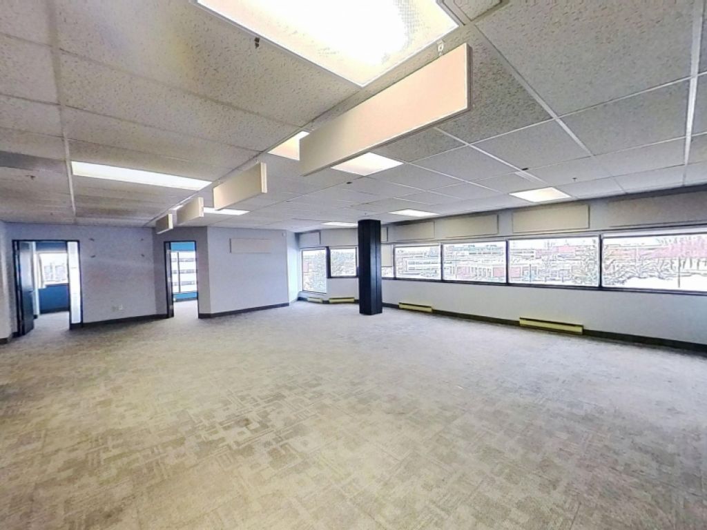 Espace de bureaux moderne � Place Iberville IV (Qu�bec)