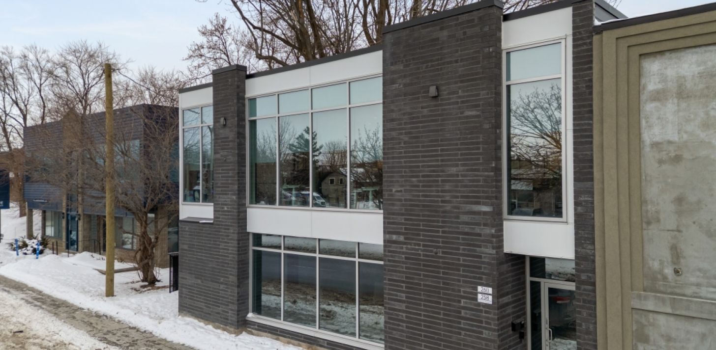 Bureau / Espace commercial neuf 1200 pc La Prairie - &Agrave; louer