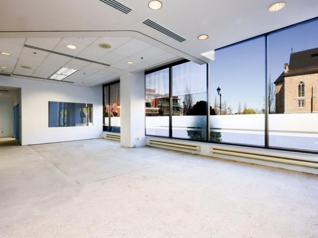 Espaces commerciaux et bureaux � louer