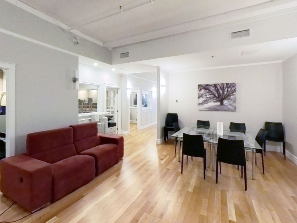 Bureau haut de gamme � sous-louer � Saint-Roch