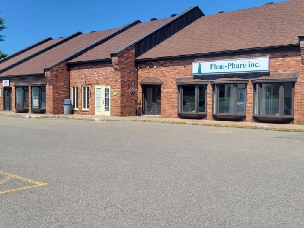 Espace de bureau individuel avec Accueil partag� � secteur Cap-rouge