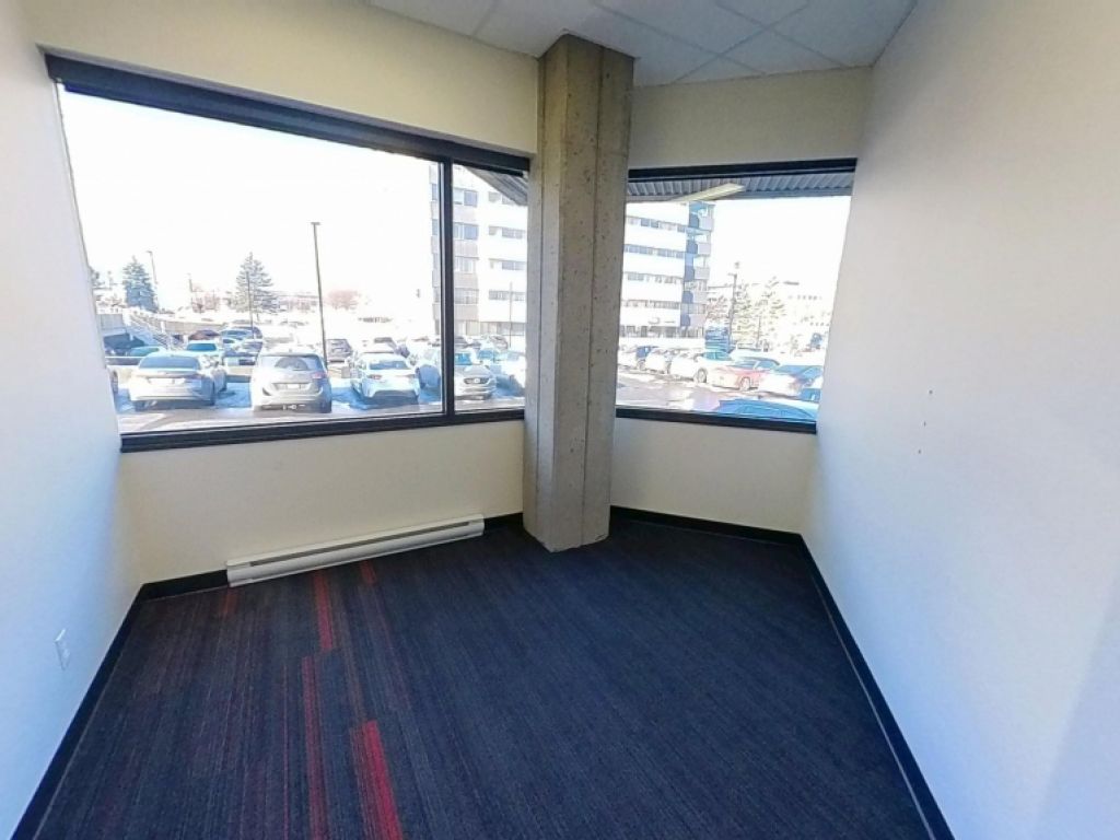 Espace de bureaux moderne � Place Iberville III (Qu�bec)