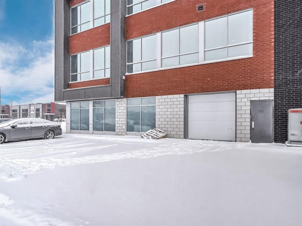 Condo industriel � vendre ou � louer � 4704 Rue Louis-B.-Mayer, Laval (Chomedey)