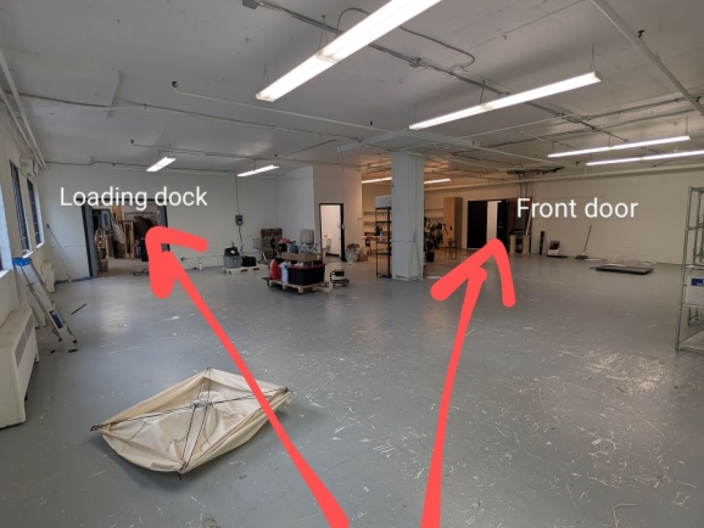 Chabanel | Commercial Space 2100pc - Office/Showroom - Ground Floor - Private Loading Dock