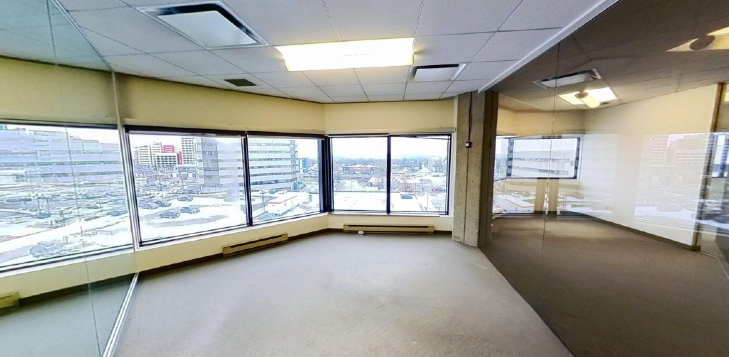 Espace de bureaux moderne � Place Iberville II - &Agrave; louer