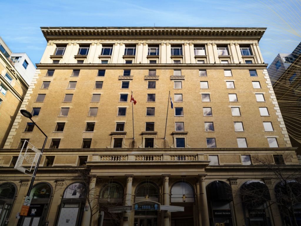 LES TOURS � BUREAUX COURS MONT-ROYAL