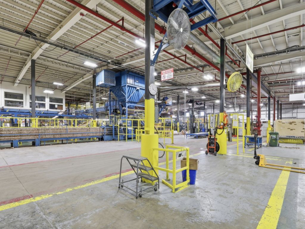 Batisse industrielle � vendre