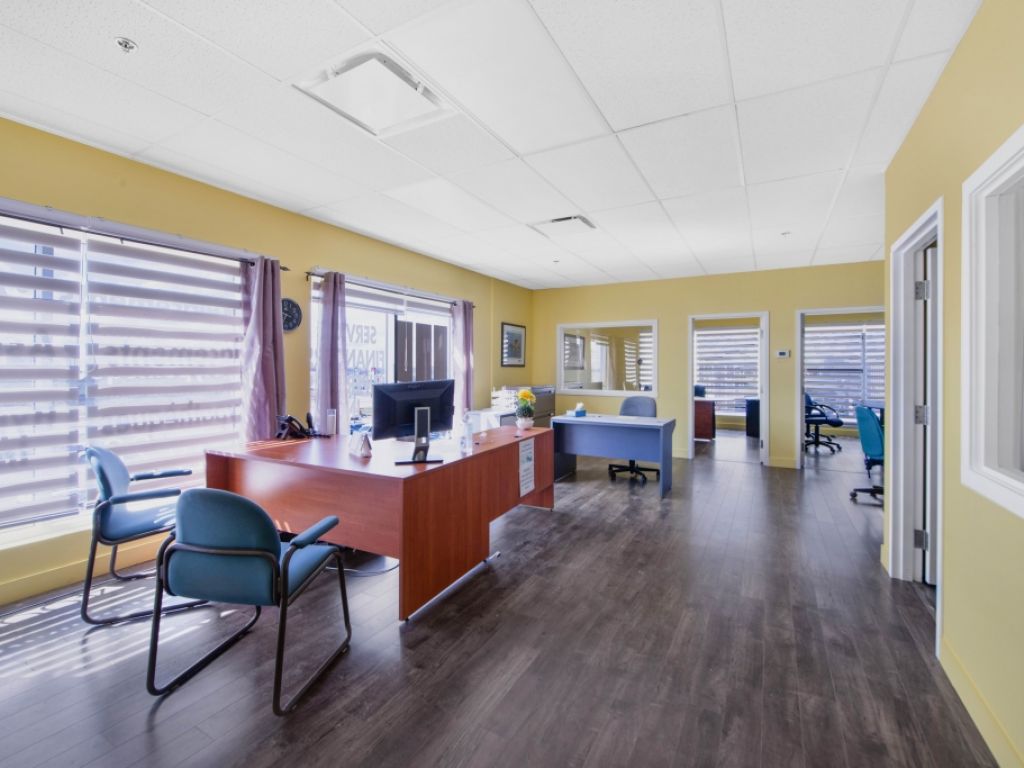 Locaux commerciaux / Bureaux NEUFS ou EXISTANTS � louer au 200 rue Commerciale, Donnacona.