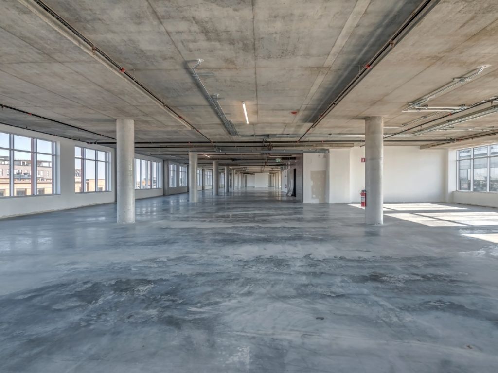 Espace de bureau neuf � louer au Mile-Ex 