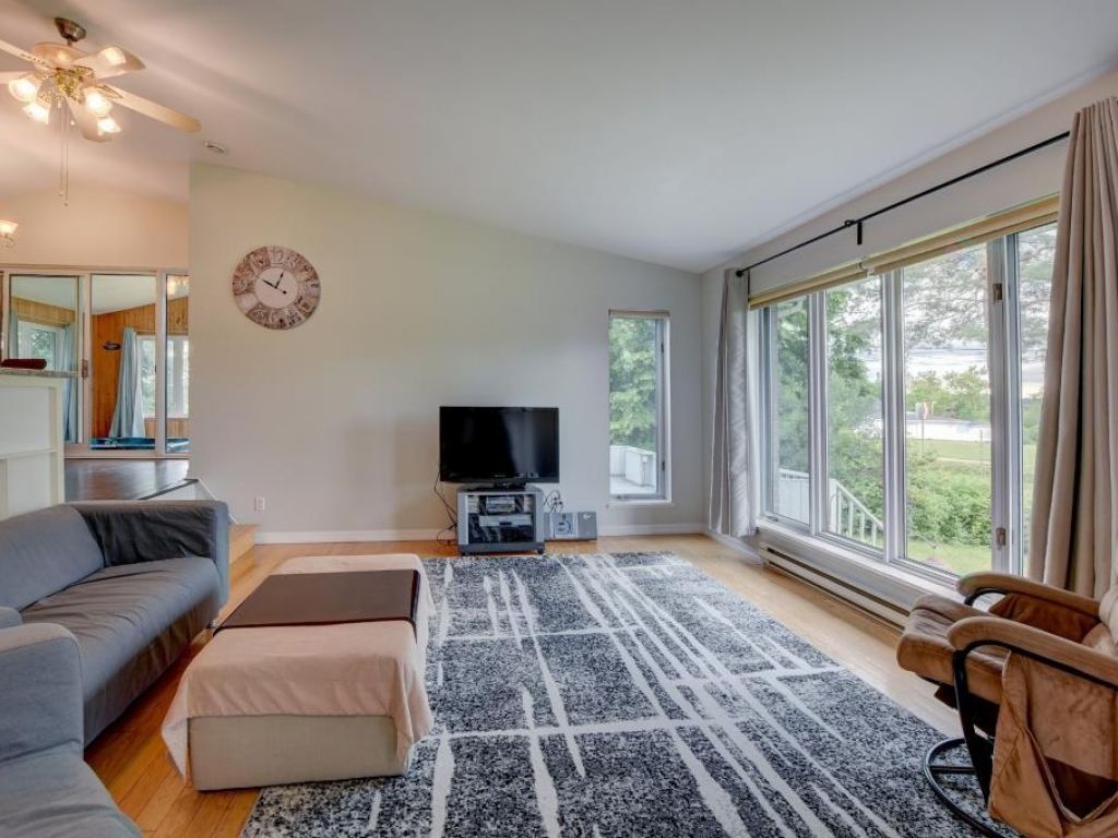 Fermette cl� en main sur 23 arpents en zone agricole