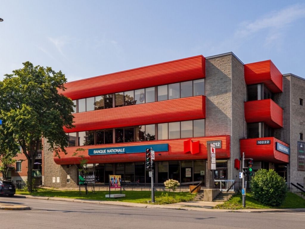 Grand espace commercial St-Michel et Fleury