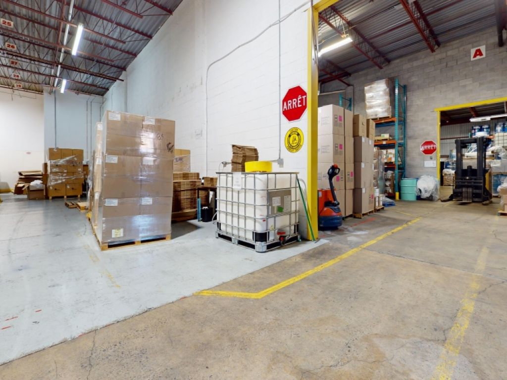 Local industriel � louer | Boisbriand | +50 000 PI�