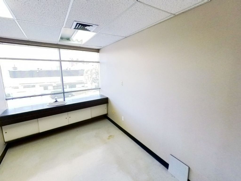 BUREAUX SECTEUR MAIZERET - CENTRE MAILLOUX - 2 100 pc