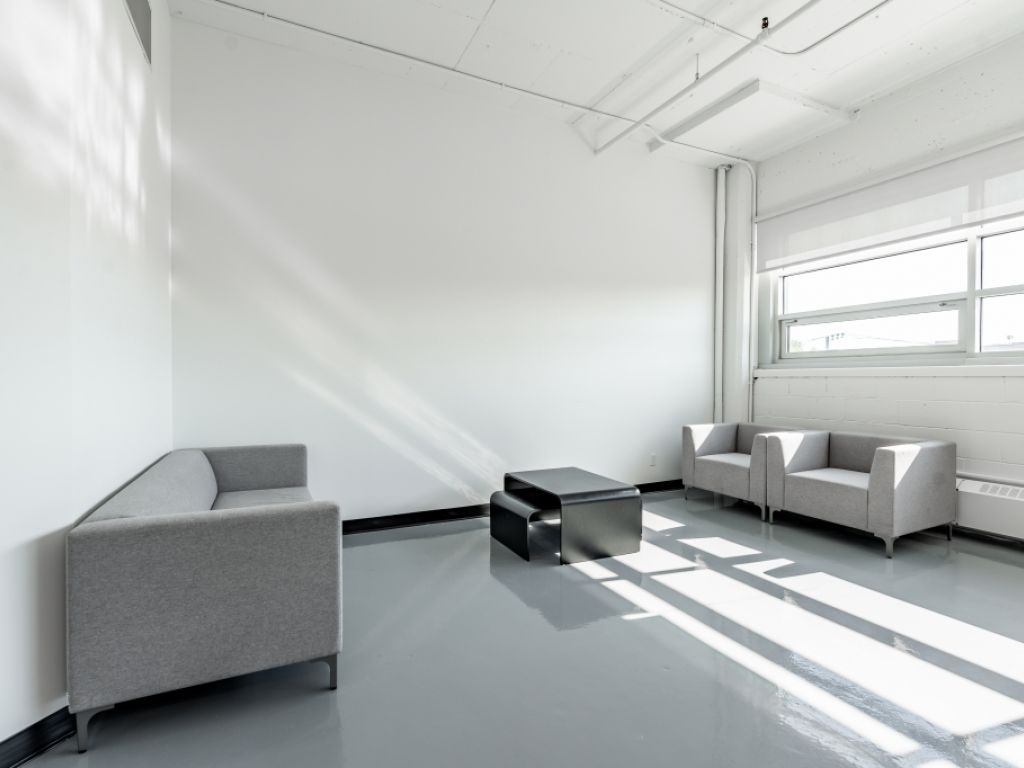 BUREAUX LOFTS DANS LE HUB IA