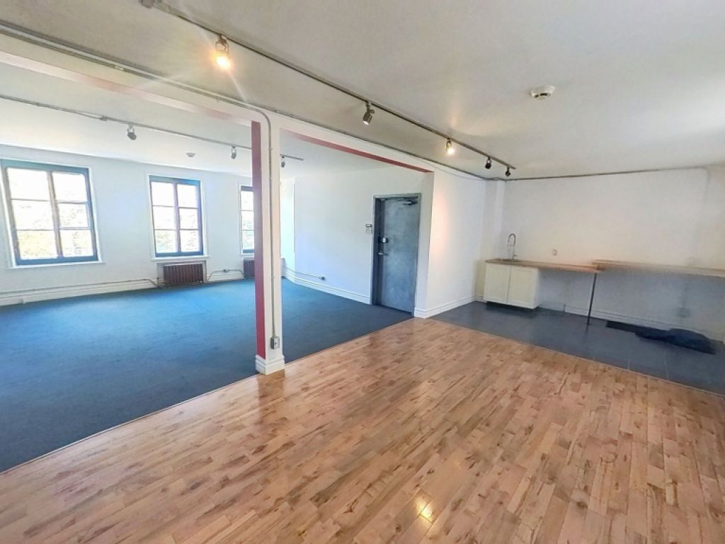 Bureau � louer � Saint-Roch � 707, rue Saint-Vallier Est, local 201