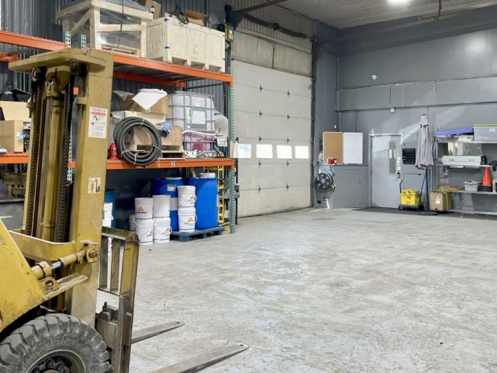 Local industriel/commercial � Qu�bec