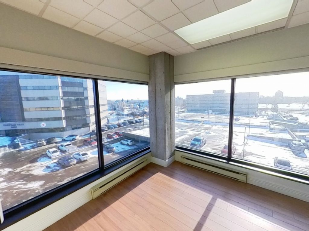 BUREAU STE-FOY - PLACE IBERVILLE IV