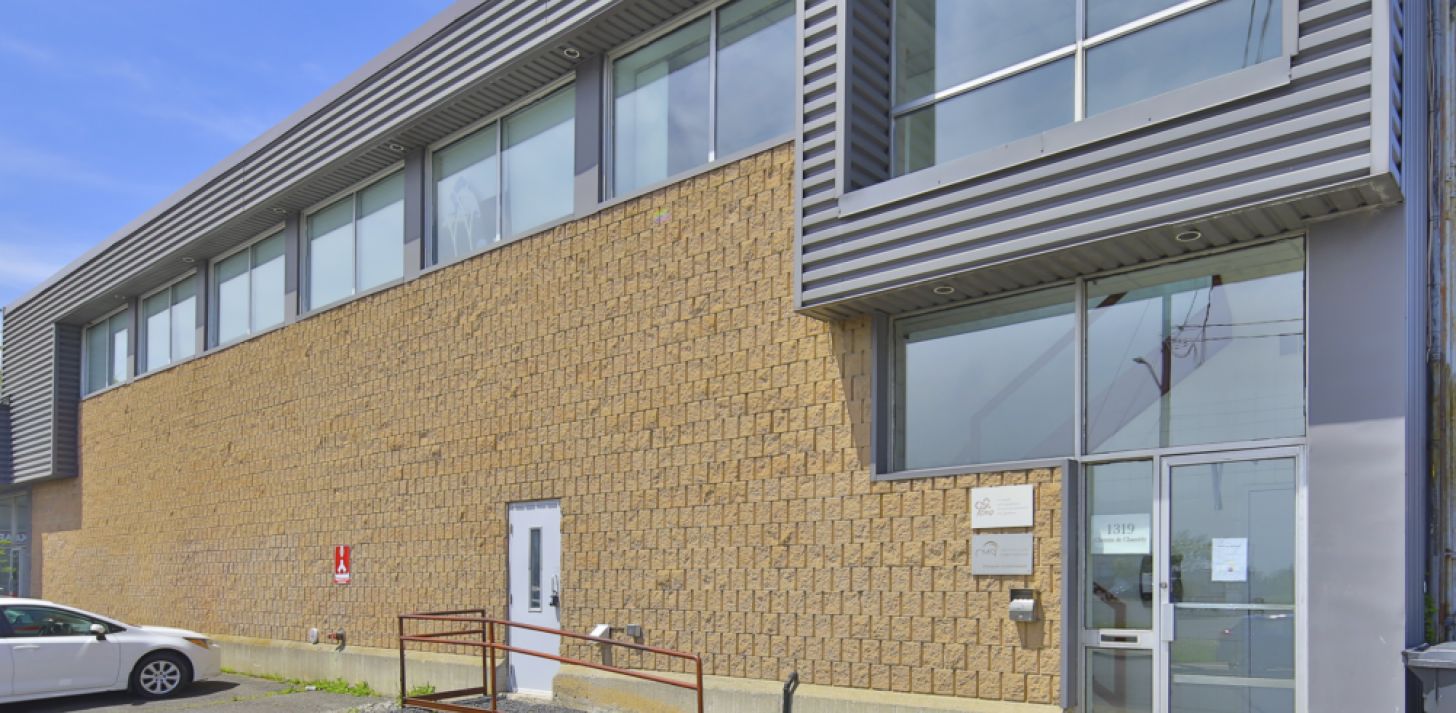 Immeuble commercial et &agrave; bureaux louer - &Agrave; louer