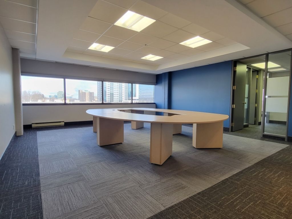 BUREAU � STE-FOY - 2954 BOUL. LAURIER