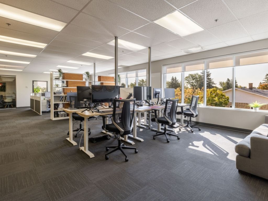 Bureau professionnel tr�s lumineux