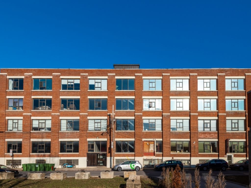 Espaces bureaux et industriels � louer-District Beaumont-6833 De L'�p�e