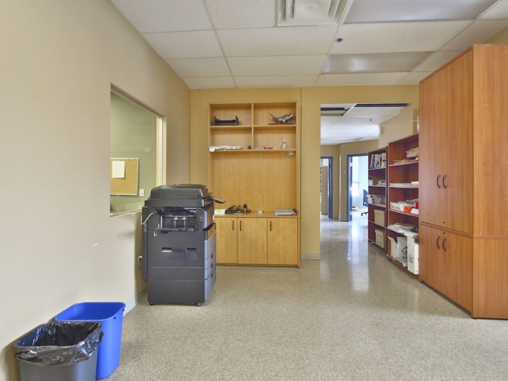 UNIT� INDUSTRIELLE � LOUER